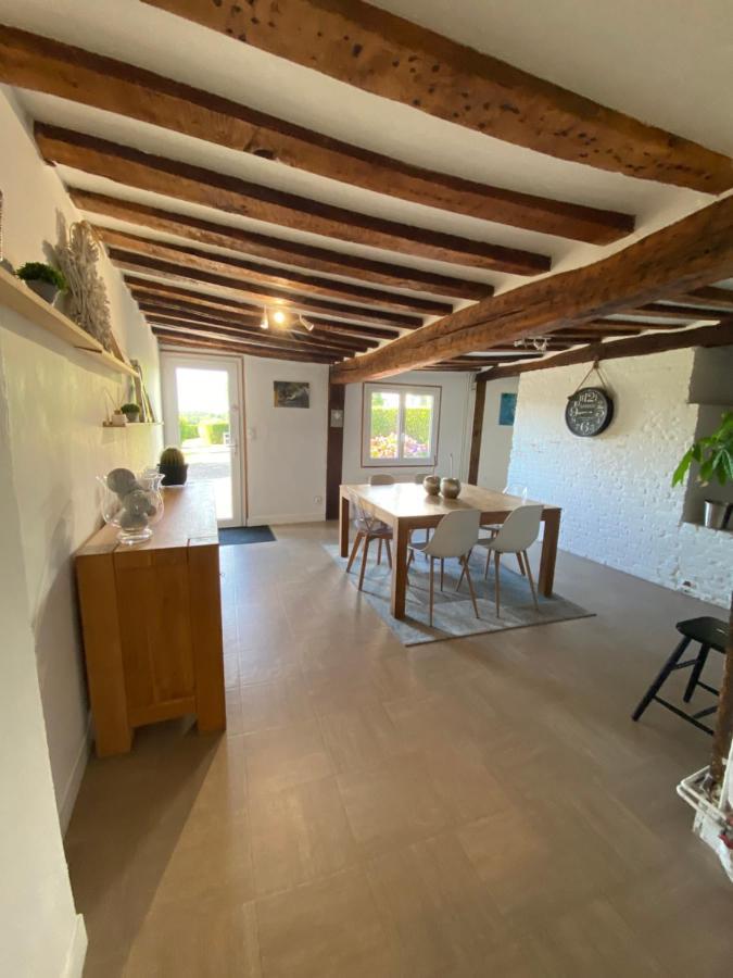 La Ferriere Pissy-Poville Exterior foto
