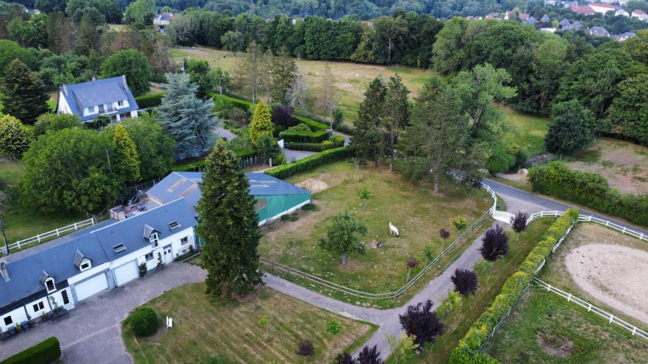 La Ferriere Pissy-Poville Exterior foto
