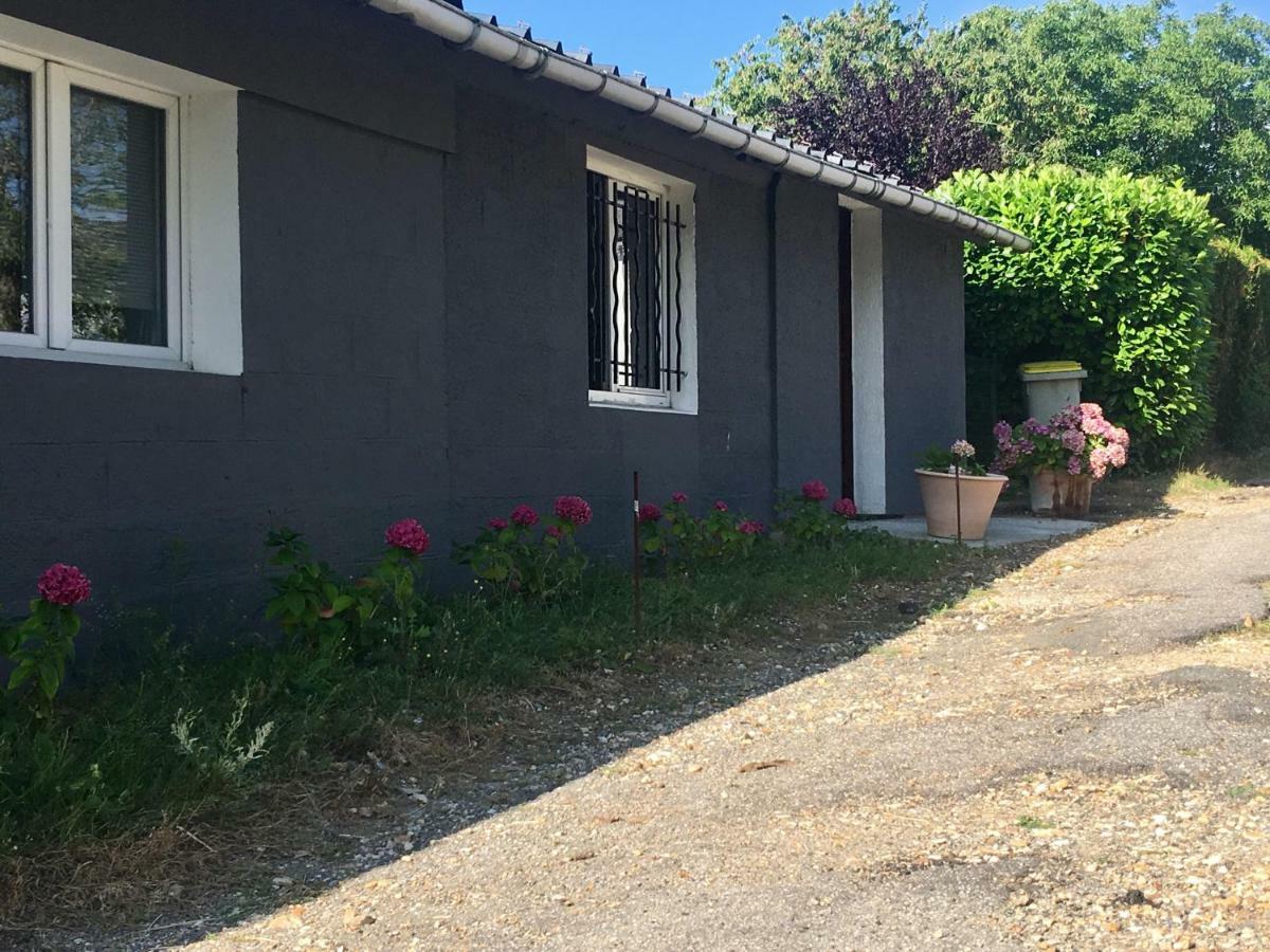 La Ferriere Pissy-Poville Exterior foto